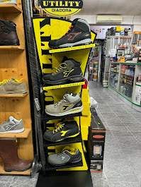 Ferramenta%20Colorificio%20Manno%20Il%20Punto%20Vendita%20(6).jpg